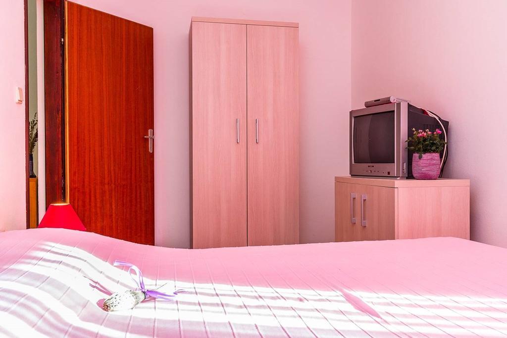 Apartments Valbandon 法扎纳 外观 照片